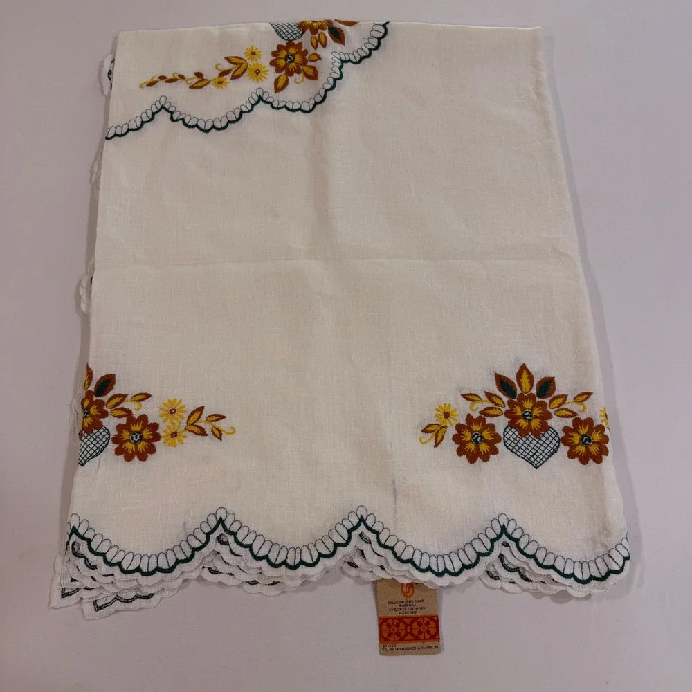 Vintage USSR Belarus Embroidered Tablecloth NOS Soviet Folk Linen 89x54 Tag
